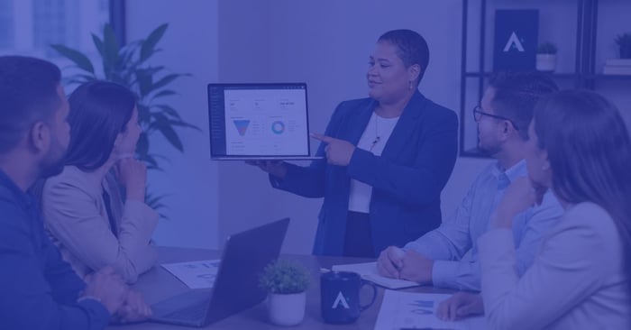 10 criterios para elegir consultora de CRM B2B en 2026